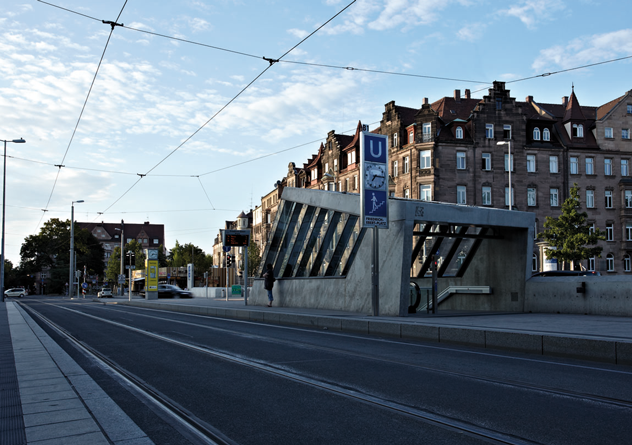 Treppenheizung in Nürnberger U-Bahnstation verlegt